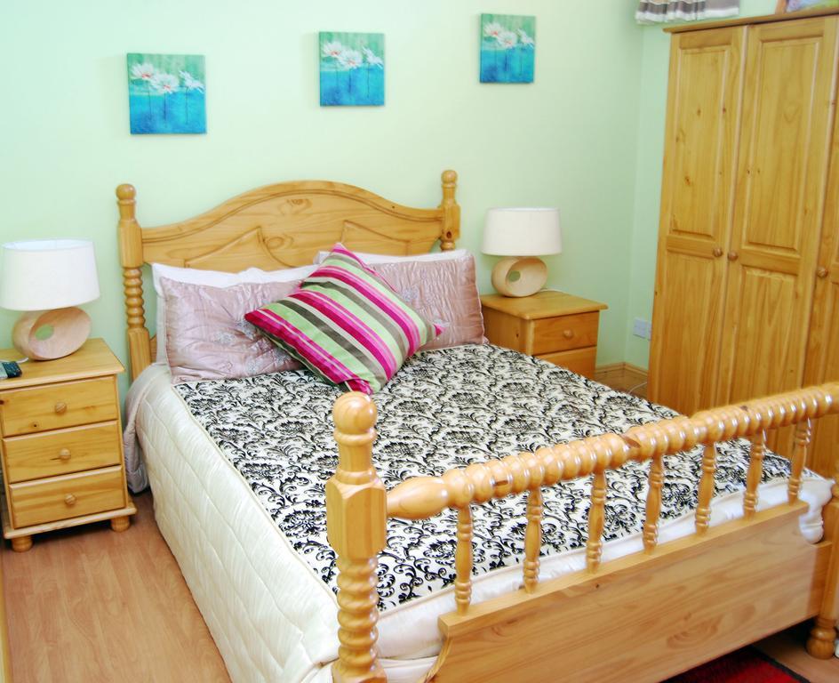 Achill Lodge Guest House Bunacurry Номер фото