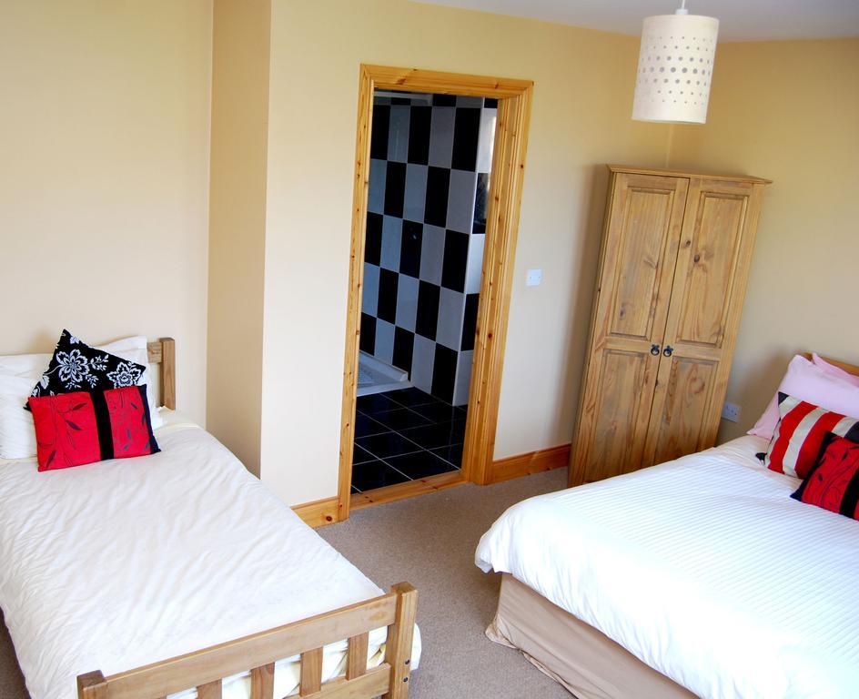 Achill Lodge Guest House Bunacurry Номер фото